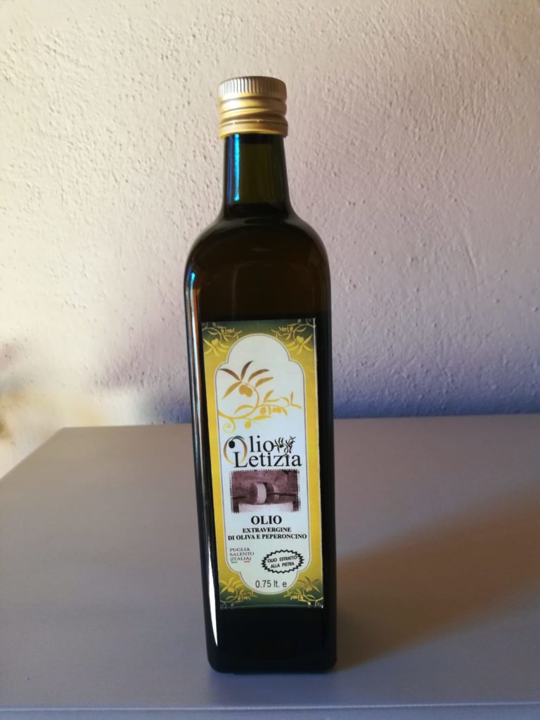 Olio extravergine di oliva peperoncino